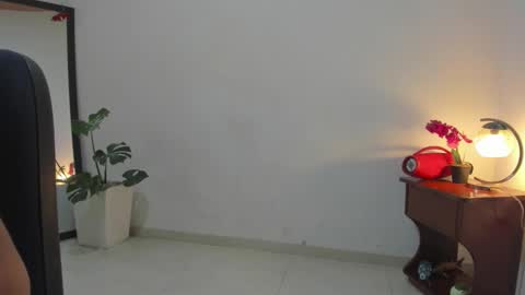 Lorena online show from 7, 11, 2025