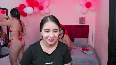 Snapshot of afroditaandsoffi chatting on 15, 2, 2025 Afrodita Chery y Hermione online show from 15, 2, 2025