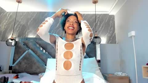 Snapshot of afroditagreenn chatting on 28, 2, 2025 Afrodita online show from 28, 2, 2025