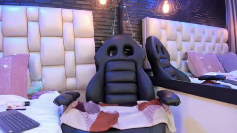 Snapshot of afroditagreenn chatting on 8, 3, 2025 Afrodita online show from 8, 3, 2025