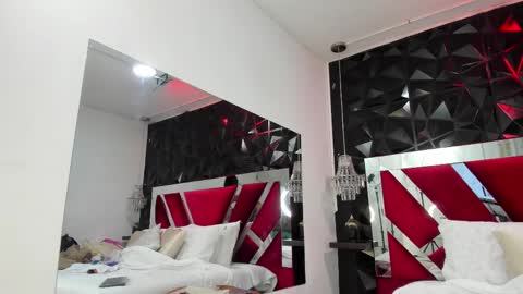 Snapshot of afroditagreenn chatting on 17, 9, 2025 Afrodita online show from 17, 9, 2025