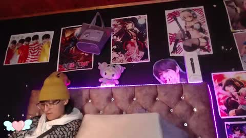 Snapshot of afroditaunu chatting on 8, 3, 2025 Cris owo online show from 8, 3, 2025