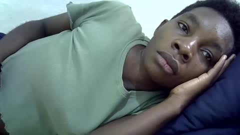 Snapshot of afronubians_ chatting on 26, 1, 2025 pink and josphen online show from 26, 1, 2025