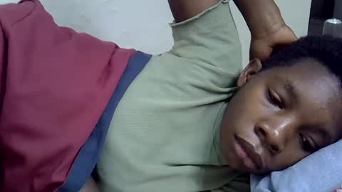 Snapshot of afronubians_ chatting on 27, 1, 2025 pink and josphen online show from 27, 1, 2025