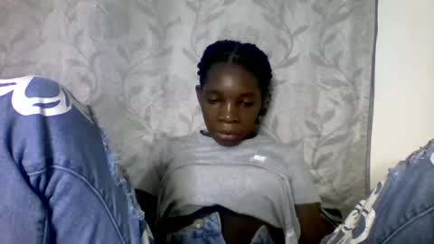 Snapshot of afronubians_ chatting on 29, 1, 2025 pink and josphen online show from 29, 1, 2025