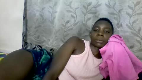 Snapshot of afronubians_ chatting on 8, 3, 2025 pink and josphen online show from 8, 3, 2025