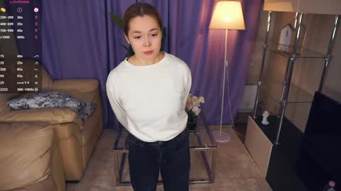 Snapshot of aftonbunkers chatting on 8, 1, 2025 Lana 1800 - 0330 UTC Mia 0700- 1630 UTC online show from 8, 1, 2025