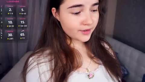 Snapshot of aftonbunkers chatting on 8, 10, 2025 Lana 1800 - 0330 UTC Mia 0700- 1630 UTC online show from 8, 10, 2025