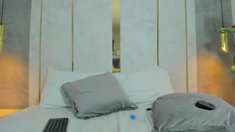 Snapshot of agata_noir chatting on 10, 5, 2026 A G A T A online show from 10, 5, 2026