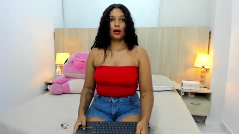 Snapshot of agata_ortiz chatting on 15, 2, 2025 Agata Ortiz online show from 15, 2, 2025