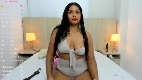 Snapshot of agata_ortiz chatting on 10, 3, 2025 Agata Ortiz online show from 10, 3, 2025