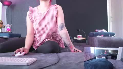 Snapshot of agatacollinsss chatting on 7, 3, 2025 Agata Collinss online show from 7, 3, 2025