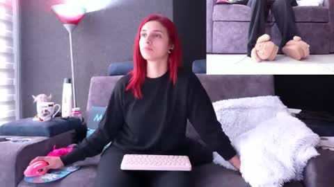 Snapshot of agatacollinsss chatting on 11, 10, 2025 Agata Collinss online show from 11, 10, 2025