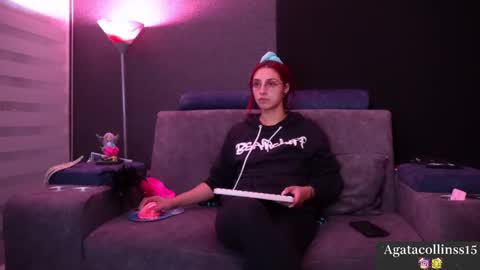 Snapshot of agatacollinsss chatting on 11, 11, 2025 Agata Collinss online show from 11, 11, 2025