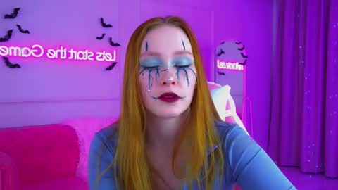 Snapshot of agatafoxley chatting on 26, 10, 2025 AgataFoxley online show from 26, 10, 2025