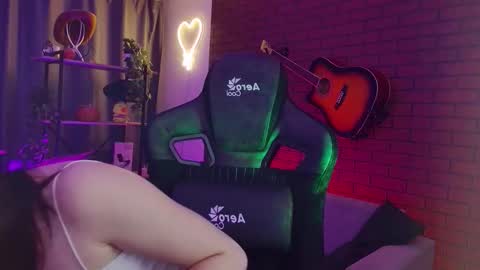 Snapshot of agatawillis chatting on 25, 11, 2025 Agata online show from 25, 11, 2025