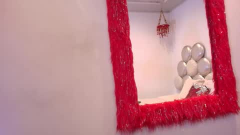 Snapshot of agatha_bloomm chatting on 19, 12, 2025 Agatha online show from 19, 12, 2025