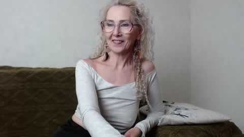 Agatha online show from 24, 1, 2025