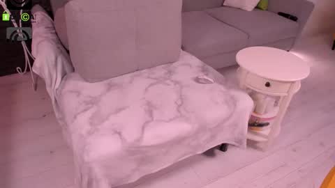 Snapshot of agatha_one chatting on 28, 10, 2025 Agatha online show from 28, 10, 2025