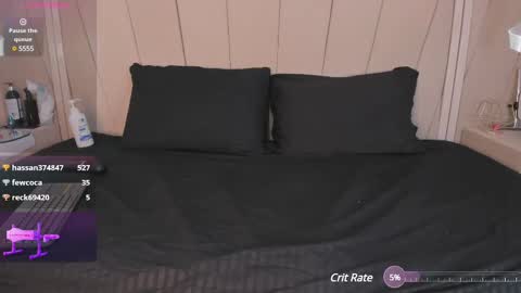 Snapshot of agatha_steel20 chatting on 11, 3, 2025 Agatha Steel online show from 11, 3, 2025