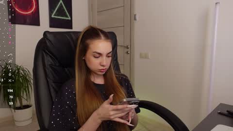 Snapshot of agelina_summer chatting on 23, 2, 2025 Agelina Lilly Laura online show from 23, 2, 2025