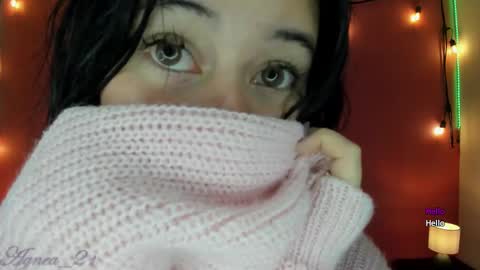 Snapshot of agnes_21 chatting on 30, 1, 2025 ines online show from 30, 1, 2025