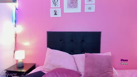 Snapshot of agnes_21 chatting on 31, 1, 2025 ines online show from 31, 1, 2025