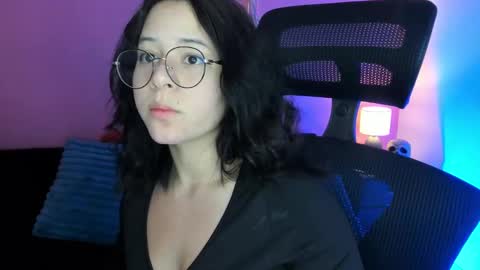 Snapshot of agnes_21 chatting on 27, 9, 2025 ines online show from 27, 9, 2025