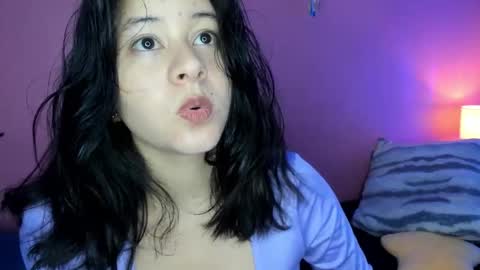 Snapshot of agnes_21 chatting on 31, 10, 2025 ines online show from 31, 10, 2025