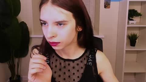 Agnes online show from 7, 4, 2026