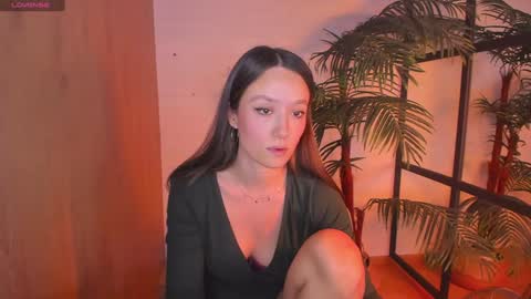 Snapshot of agnes_sky chatting on 8, 12, 2024 Agnes online show from 8, 12, 2024