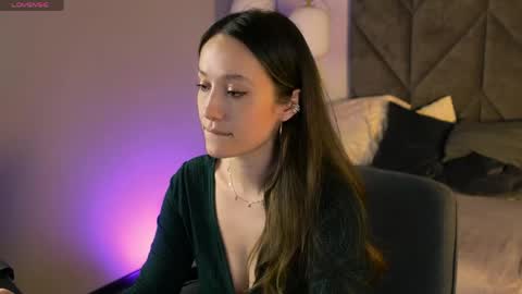 Snapshot of agnes_sky chatting on 7, 6, 2026 Agnes online show from 7, 6, 2026