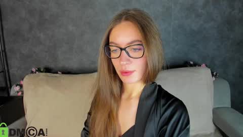 agnes wells online show from 11, 11, 2025