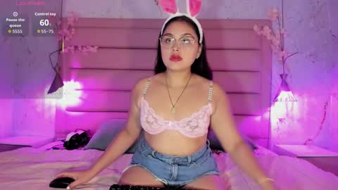 agnesrocuzzo online show from 27, 11, 2025