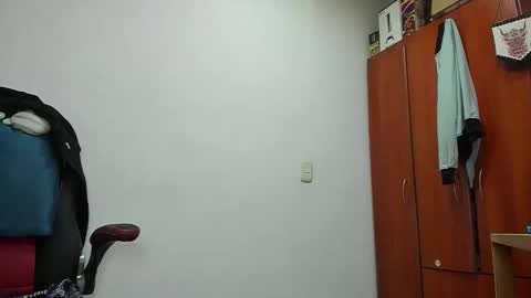 Snapshot of aguslover chatting on 14, 12, 2025 Agustin online show from 14, 12, 2025