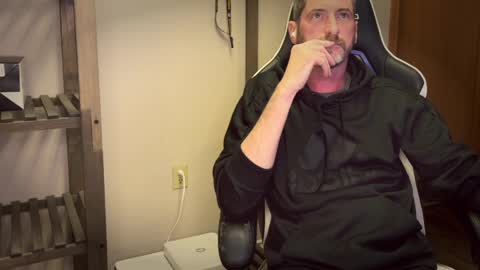 AhShucks online show from 21, 4, 2026