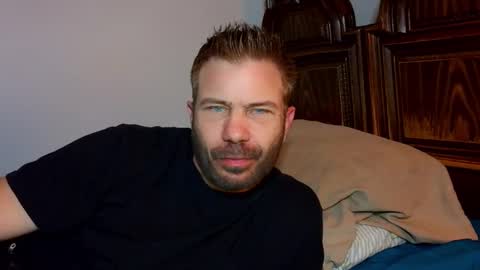 Snapshot of ahardman10 chatting on 1, 3, 2026 Blue Eyed Handsome Man online show from 1, 3, 2026