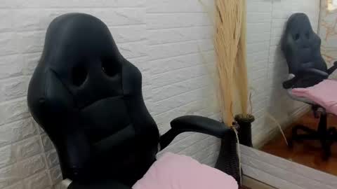 Ahisha online show from 5, 12, 2024