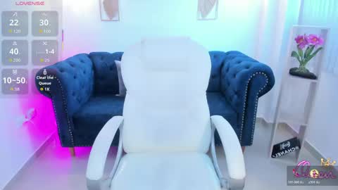 AIDA ADAMS online show from 19, 5, 2026