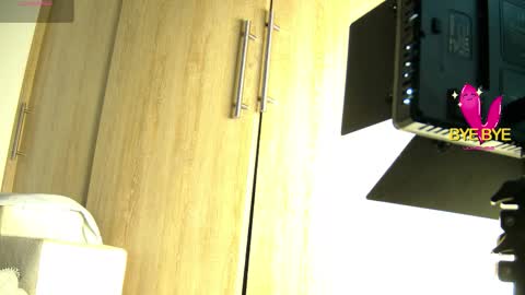 Aida  online show from 12, 11, 2025