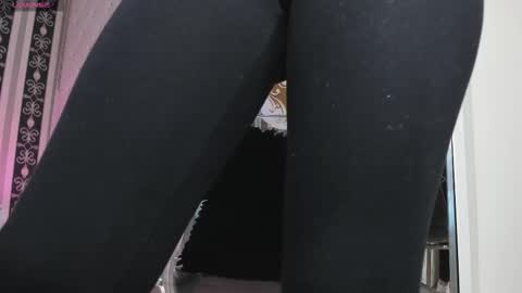 aidasina online show from 3, 11, 2025