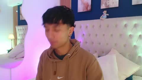 Aiden online show from 13, 4, 2026