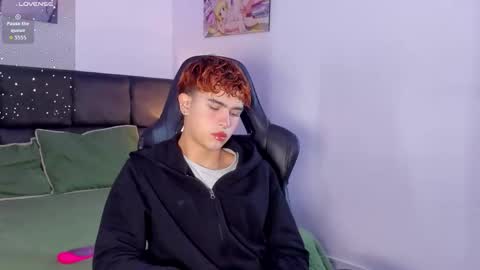 Snapshot of aiiden_15 chatting on 15, 9, 2025 Aiden online show from 15, 9, 2025