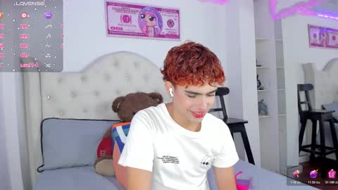 Snapshot of aiiden_15 chatting on 12, 11, 2025 Aiden online show from 12, 11, 2025