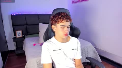 Snapshot of aiiden_15 chatting on 25, 11, 2025 Aiden online show from 25, 11, 2025