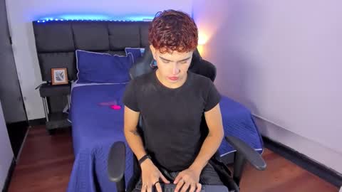 Snapshot of aiiden_15 chatting on 28, 11, 2025 Aiden online show from 28, 11, 2025