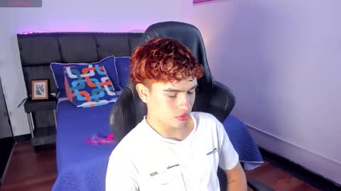 Snapshot of aiiden_15 chatting on 4, 12, 2025 Aiden online show from 4, 12, 2025