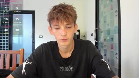 Snapshot of aiko_miracle chatting on 21, 12, 2025 birthday here online show from 21, 12, 2025