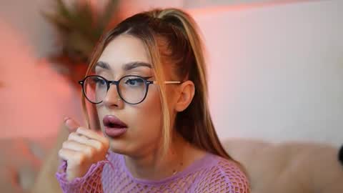  Aileen  online show from 12, 11, 2025