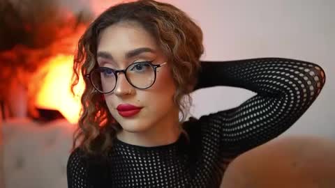 Snapshot of aileenaxa chatting on 13, 5, 2026 Aileen online show from 13, 5, 2026